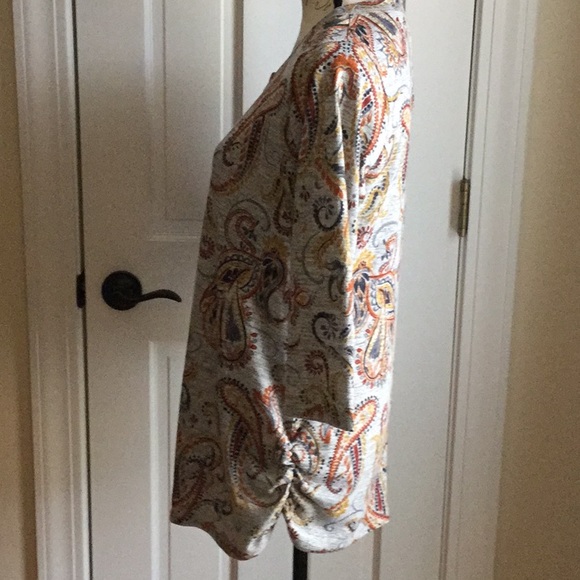 Cute Paisley Top - cinched sides - Picture 4 of 7